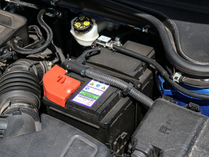 2019 EcoBoost 180ԄST Line V 