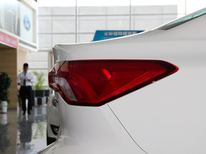 2019 EcoBoost 180Ԅ(dng)hҫ (gu)V (x)(ji)^