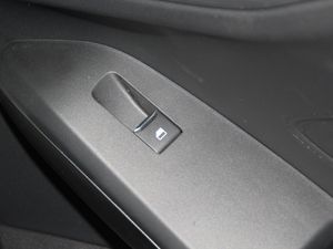 2019 EcoBoost 180Ԅhҫ V g