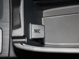 2019 EcoBoost 180Ԅhҫ V g