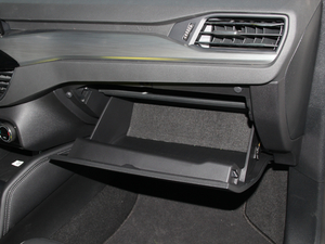 2019 EcoBoost 180Ԅhҫ V 