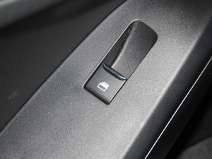 2019 EcoBoost 180Ԅhҫ V g