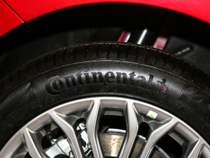 2019 EcoBoost 180Ԅhҫ V ݆̥Ʒ