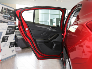 2019 EcoBoost 180Ԅhҫ V ܇T