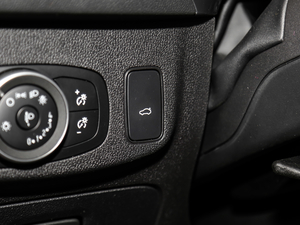 2019 EcoBoost 180Ԅhҫ V п؅^