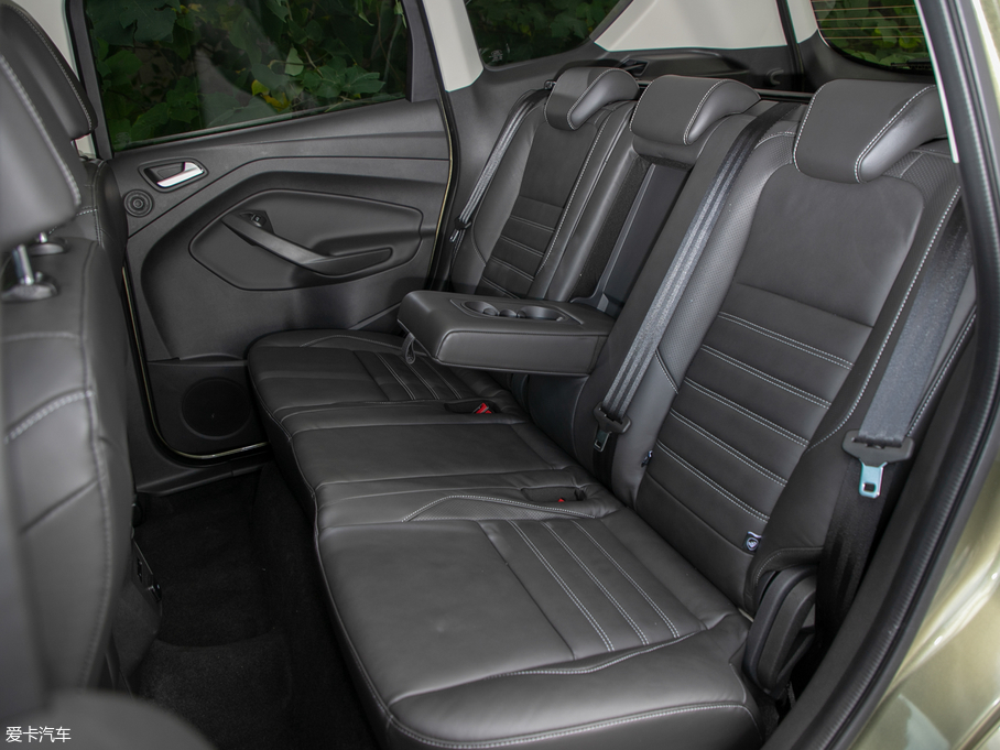 2019������ EcoBoost 245 ��������� ��V