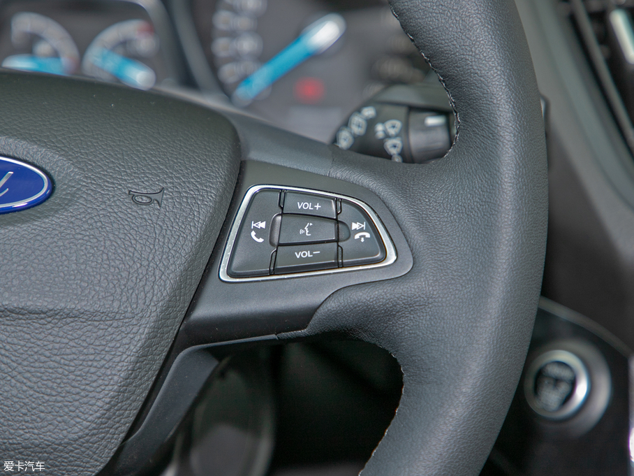 2019������ EcoBoost 245 ��������� ��V