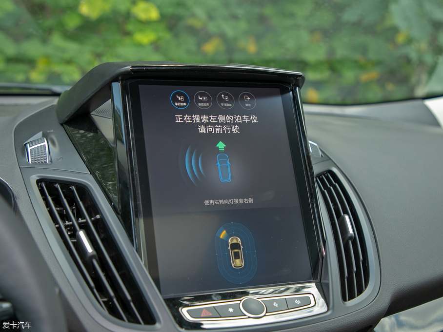 2019������ EcoBoost 245 ��������� ��V