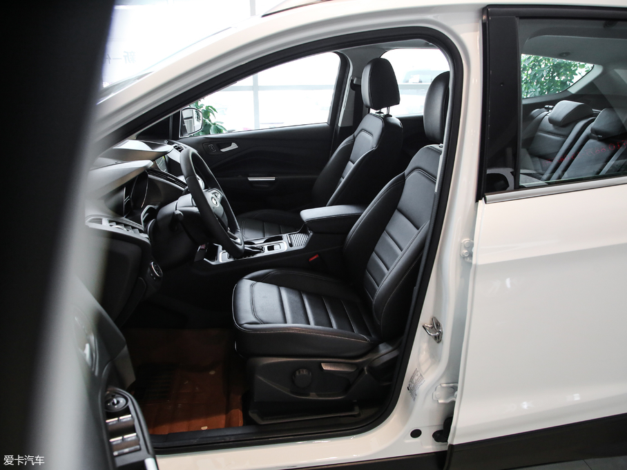 2019������ EcoBoost 180 ���(q��)�K���� ��V