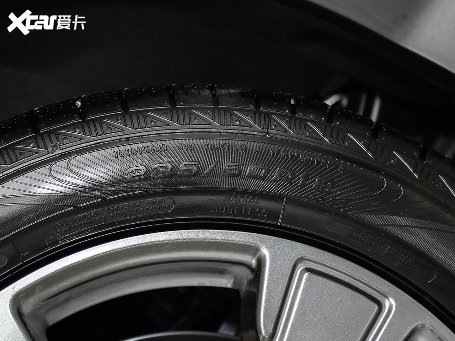 2019 EcoBoost 180 (q) VI