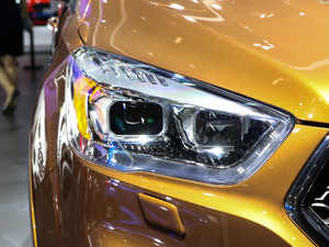 2019EcoBoost 180 򌾫 V ^