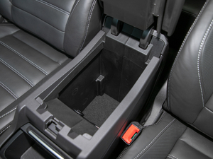 2019款EcoBoost 245 四驱尊翼型 国V 空间座椅