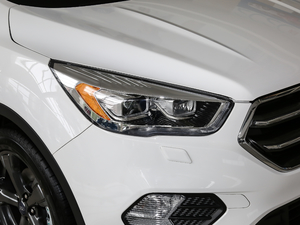 2019EcoBoost 180 (q) VI (x)(ji)^