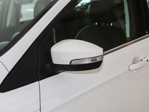 2019EcoBoost 180  VI ^