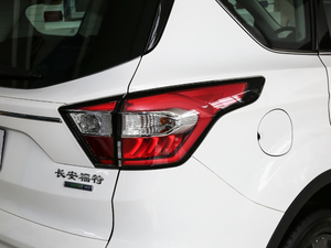 2019EcoBoost 180 (q) VI (ji)^