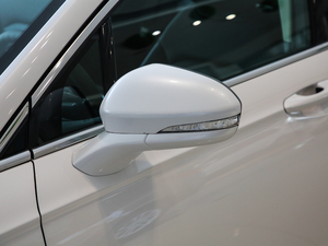 2019EcoBoost 180 ǿؕr V ^