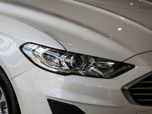 2019EcoBoost 180 ǿؕr V ^