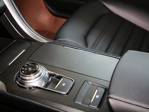 2019EcoBoost 180 ǿؕr V п؅^