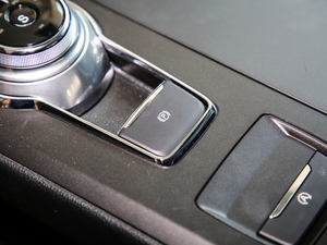 2019EcoBoost 180 ǿؕr V п؅^