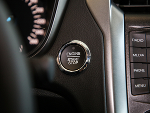 2019EcoBoost 180 ǿؕr V п؅^