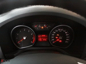 2008�����˹S-MAX