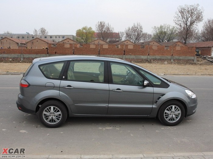 2008�����˹S-MAX