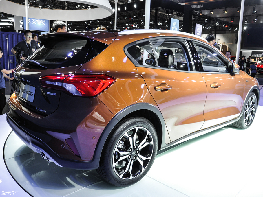 2020���˹Active EcoBoost 180 �Ԅӄ�ҫ��