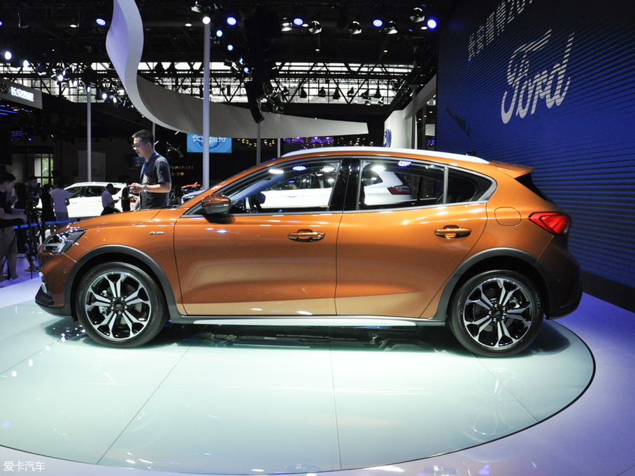 2020˹Active EcoBoost 180 Ԅӄҫ