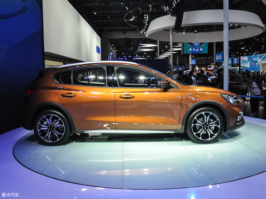 2020���˹Active EcoBoost 180 �Ԅӄ�ҫ��