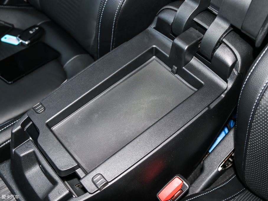 2020˹Active EcoBoost 180 Ԅӄҫ