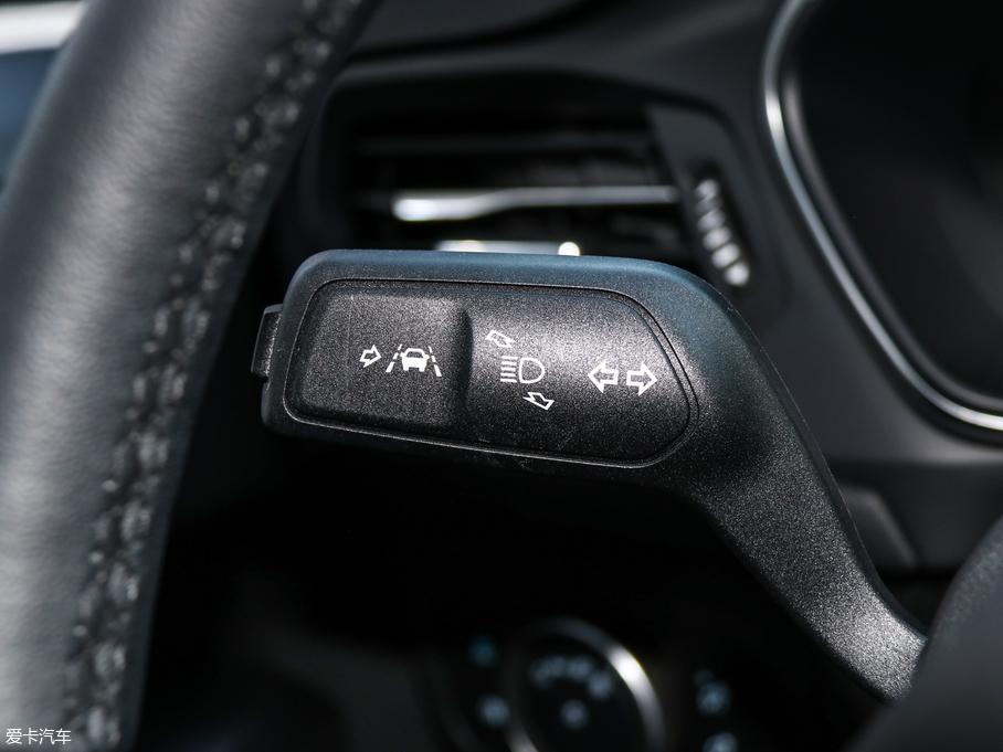 2020˹Active EcoBoost 180 Ԅӄҫ