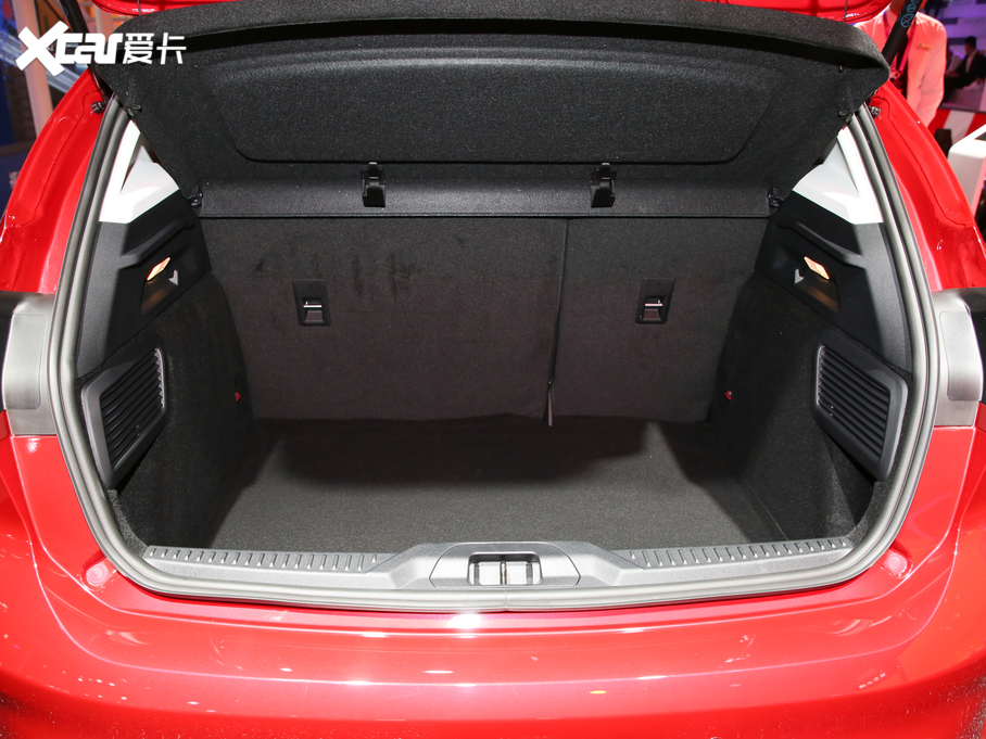 2020˹Active EcoBoost 180 Ԅӄų