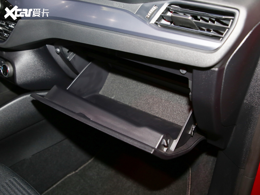 2020˹Active EcoBoost 180 Ԅӄų