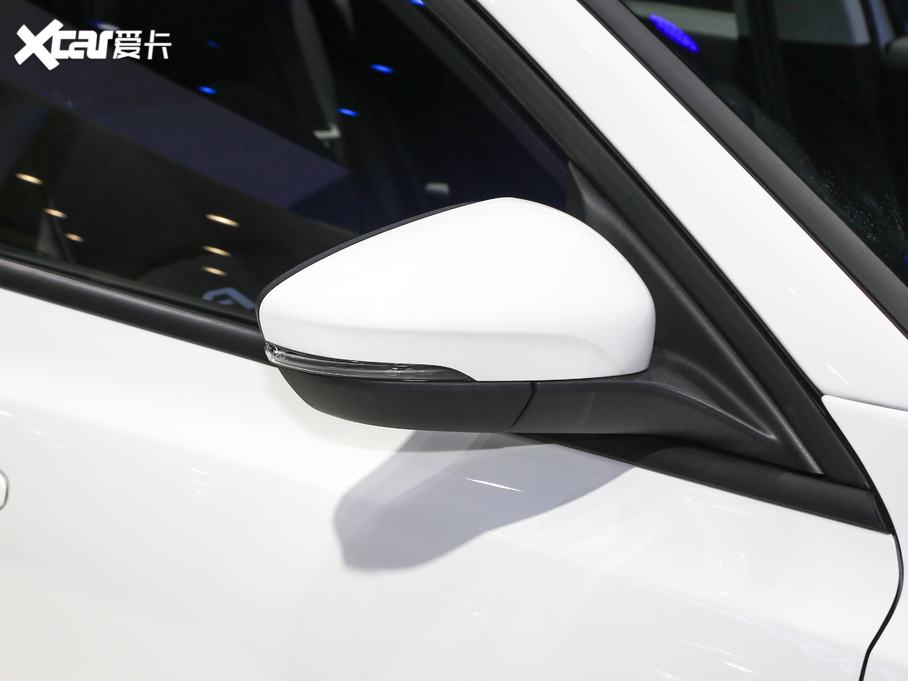 2020˹Active EcoBoost 180 Ԅ(dng)ų