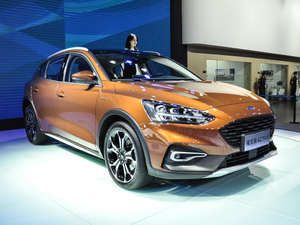 2020EcoBoost 180 Ԅӄҫ w^