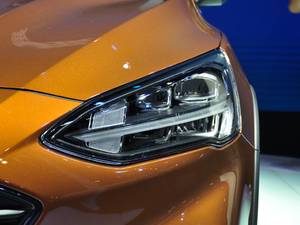 2020EcoBoost 180 Ԅӄҫ ^