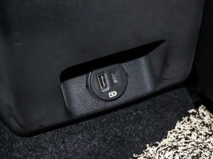 2020EcoBoost 180 Ԅӄҫ g