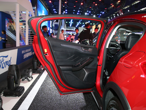 2020EcoBoost 180 Ԅӄų ܇T