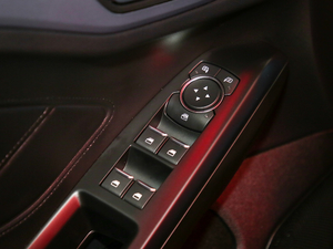 2020EcoBoost 180 Ԅӄų {܇ƅ^	