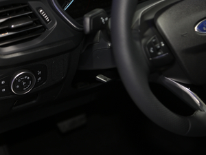 2020EcoBoost 180 Ԅ(dng)ų п؅^(q)