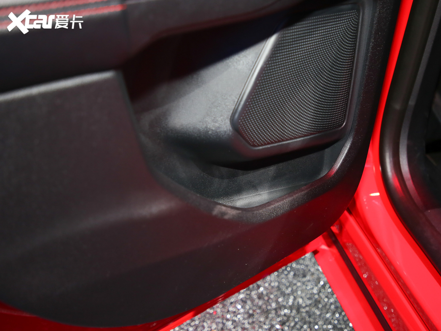 2020JH EcoBoost 245 v ST-LINE