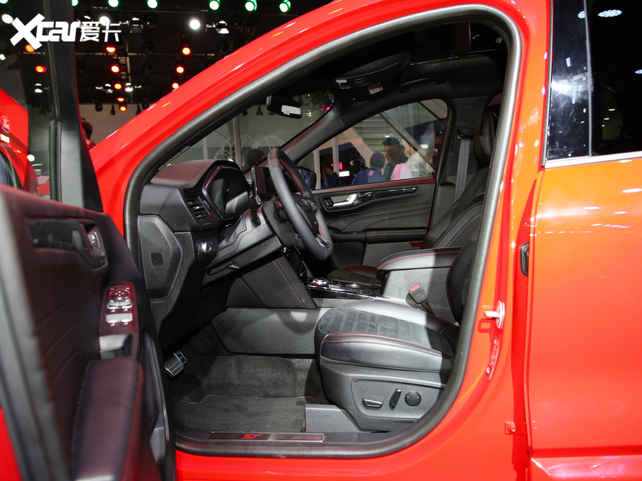 2020JH EcoBoost 245 v ST-LINE