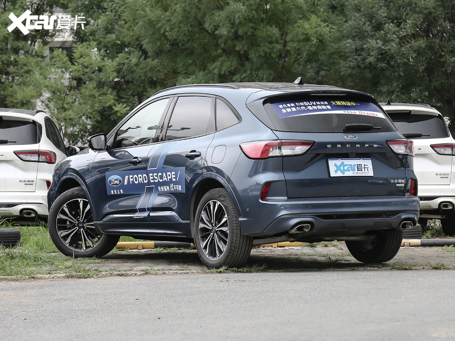 2020JH EcoBoost 245 v ST-LINE