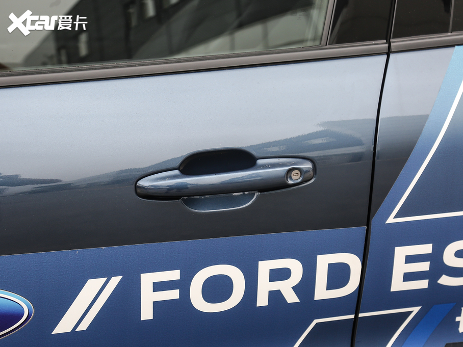 2020JH EcoBoost 245 v ST-LINE