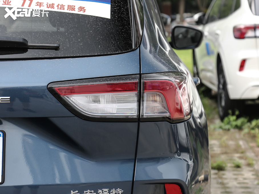 2020JH EcoBoost 245 v ST-LINE