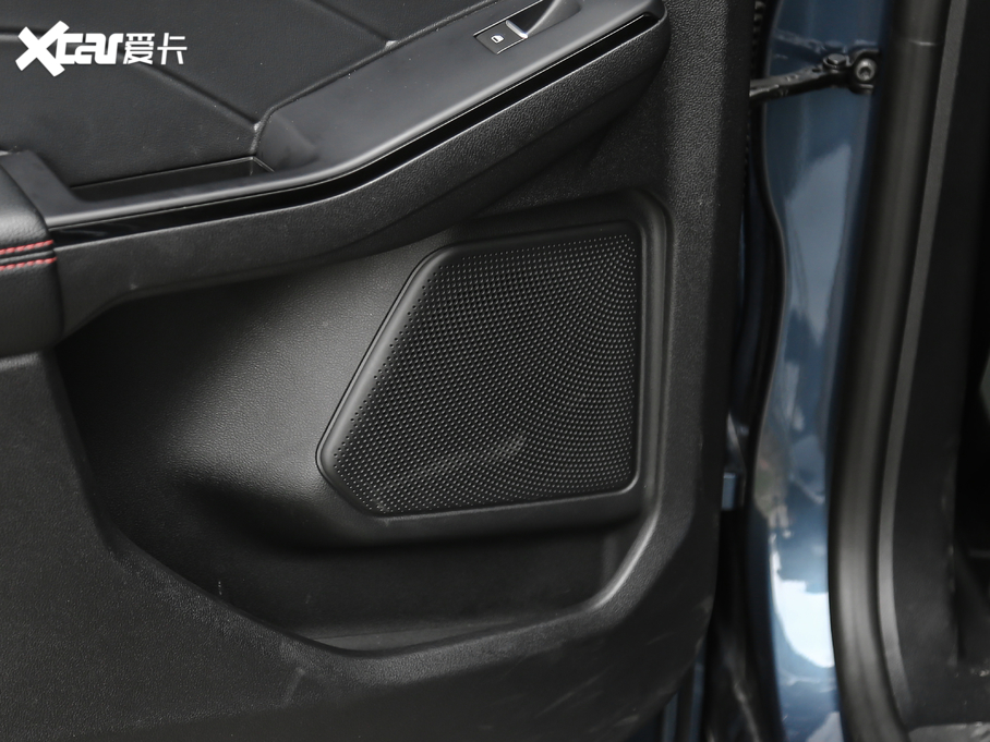 2020JH EcoBoost 245 v ST-LINE