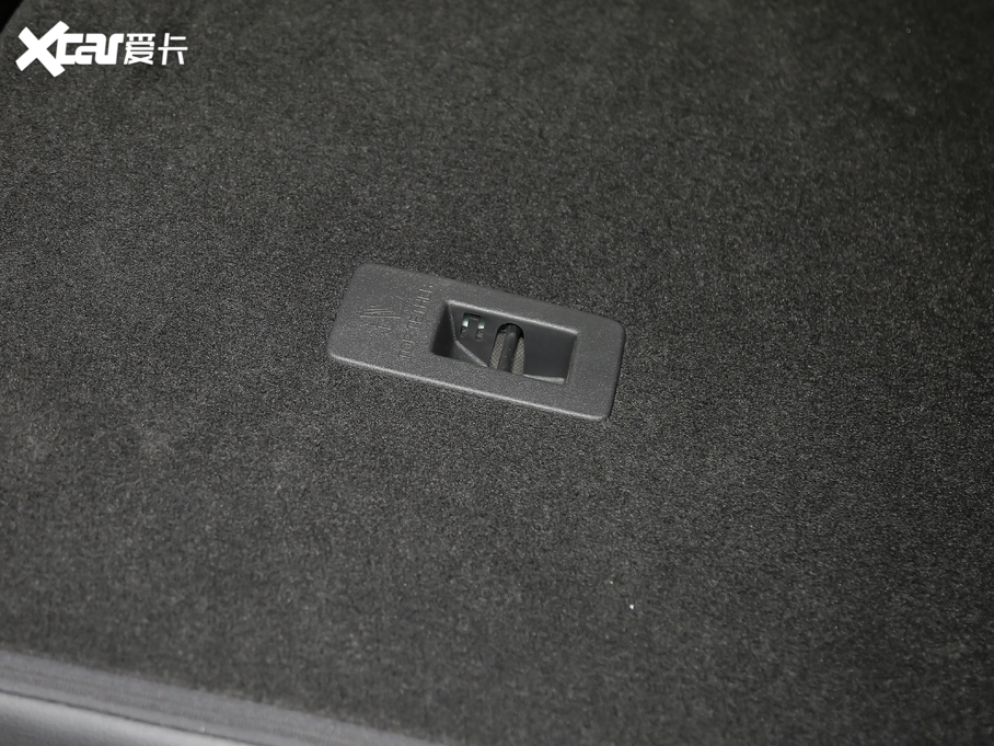 2020JH EcoBoost 245 v ST-LINE