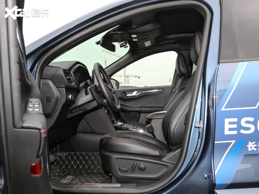 2020JH EcoBoost 245 v ST-LINE