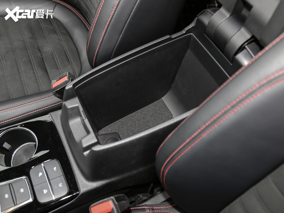 2020JH EcoBoost 245 v ST-LINE