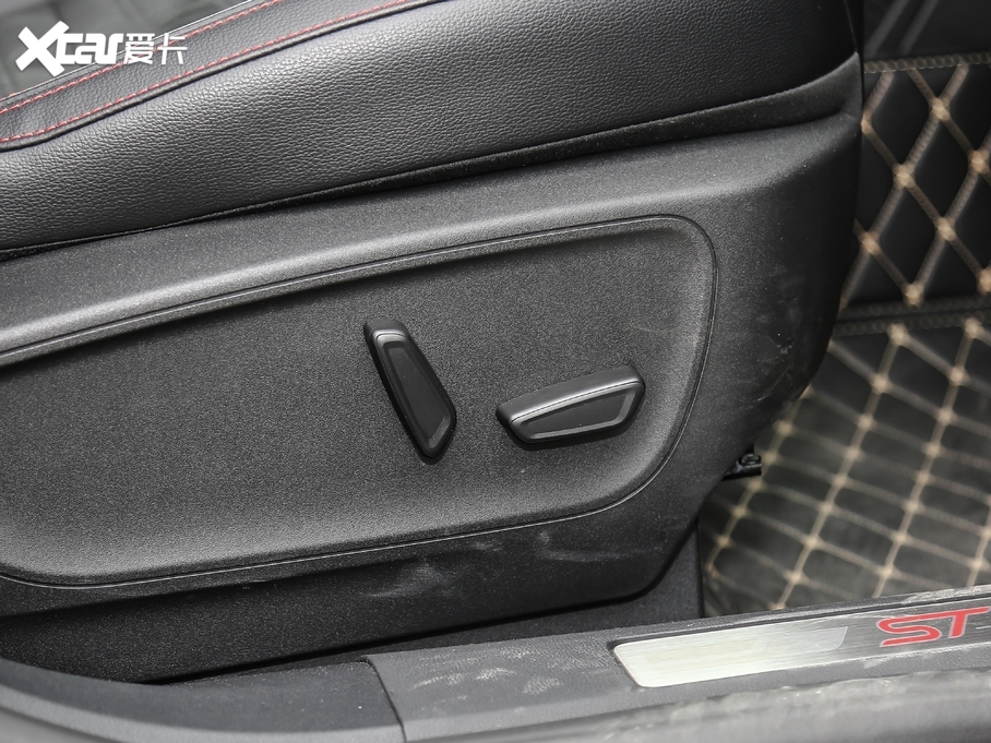 2020JH EcoBoost 245 (q)v ST-LINE